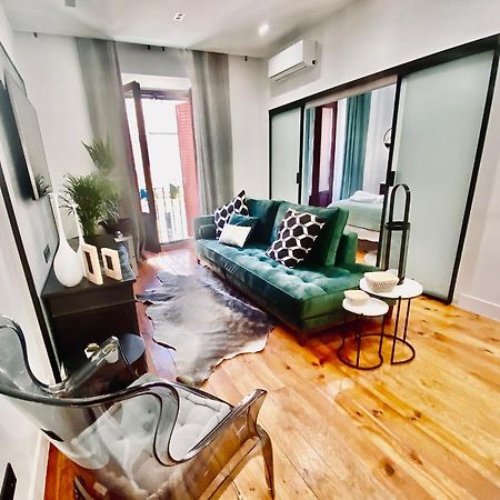 Apartamento De Diseno En Malasana Junto A Gran Via Madrid Exterior photo