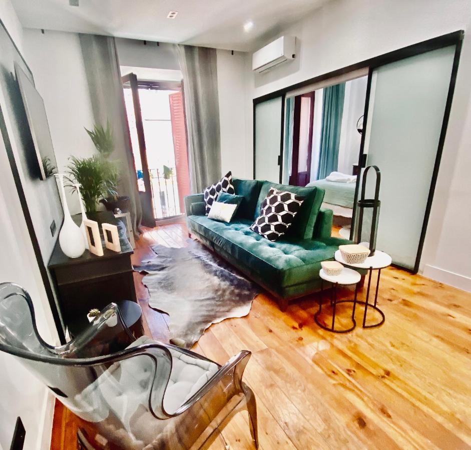 Apartamento De Diseno En Malasana Junto A Gran Via Madrid Exterior photo